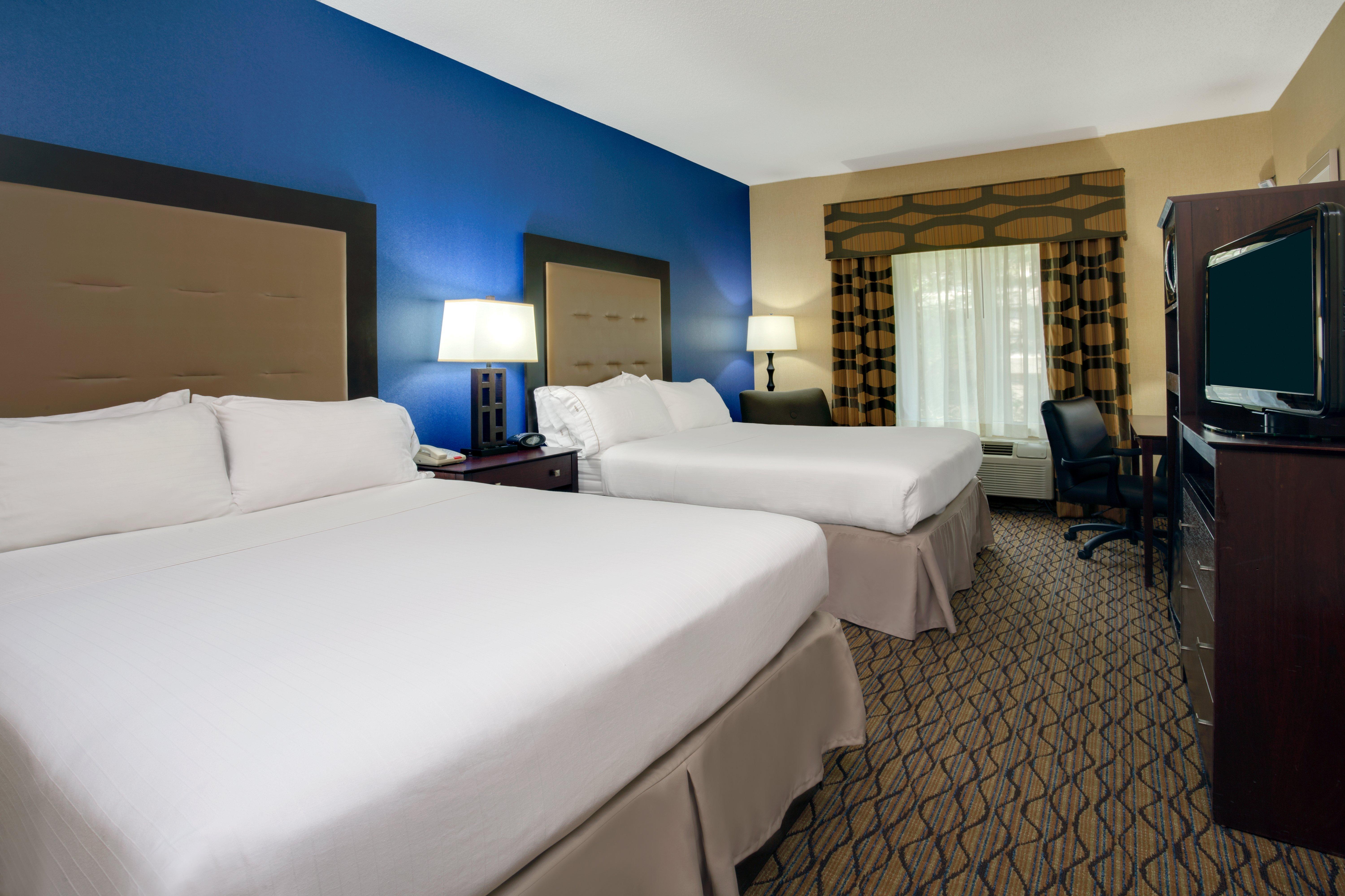 Holiday Inn Express Tower Center New Brunswick By Ihg Ист-Брунсвик Экстерьер фото